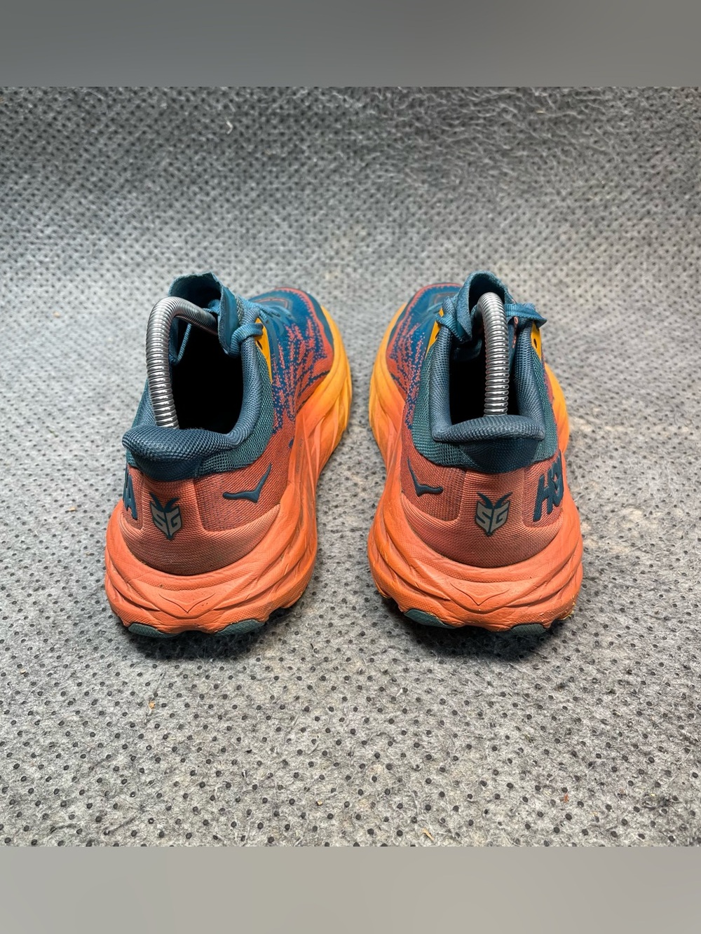 Hoka One One Speedgoat 5 Running Shoes Size 8 Women’s - Picture 6 of 11